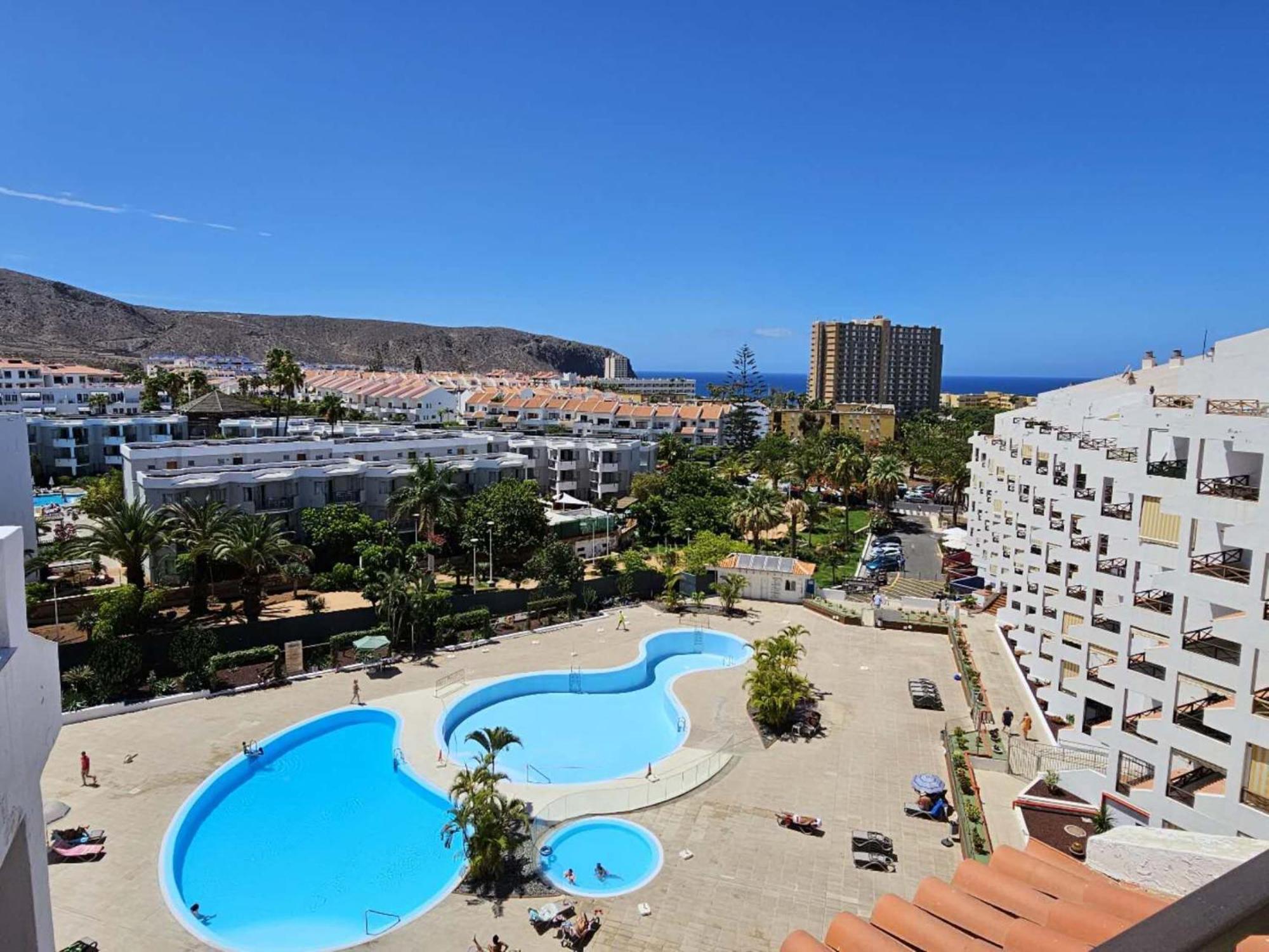 Cristianos San Marino Bluesky * Los Cristianos (Tenerife)