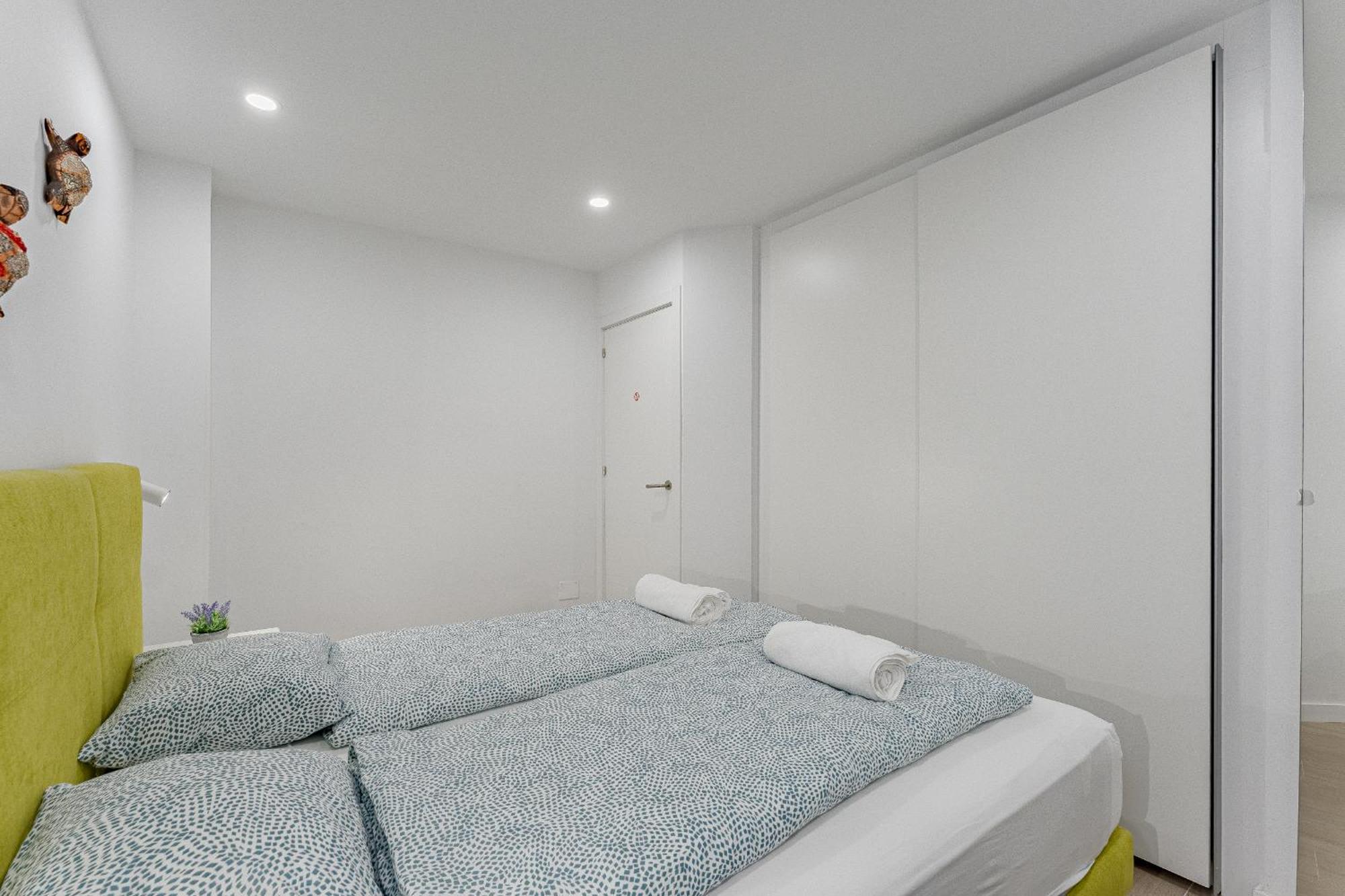 Cristianos San Marino Bluesky Apartment